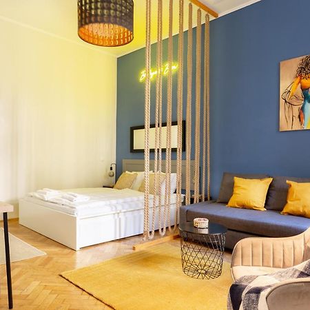 Bien Apartment Budapest Exteriör bild