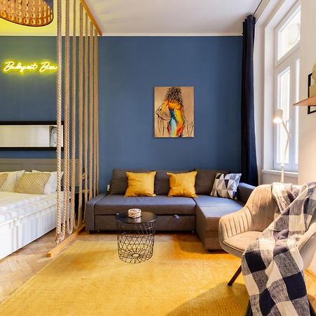 Bien Apartment Budapest Exteriör bild
