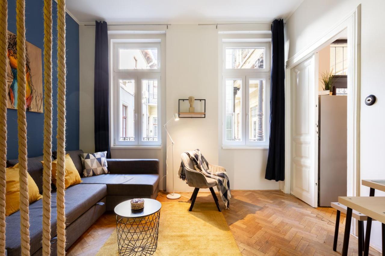 Bien Apartment Budapest Exteriör bild