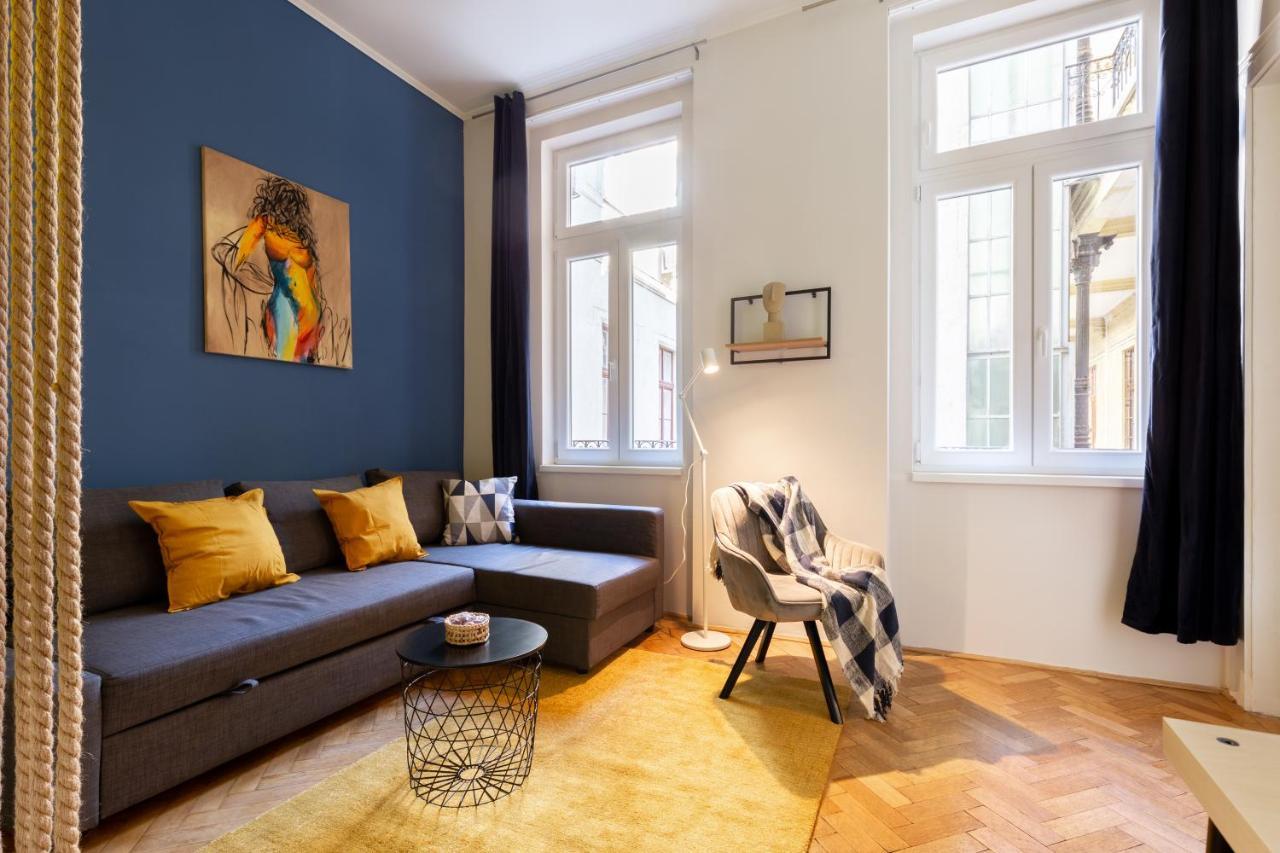 Bien Apartment Budapest Exteriör bild