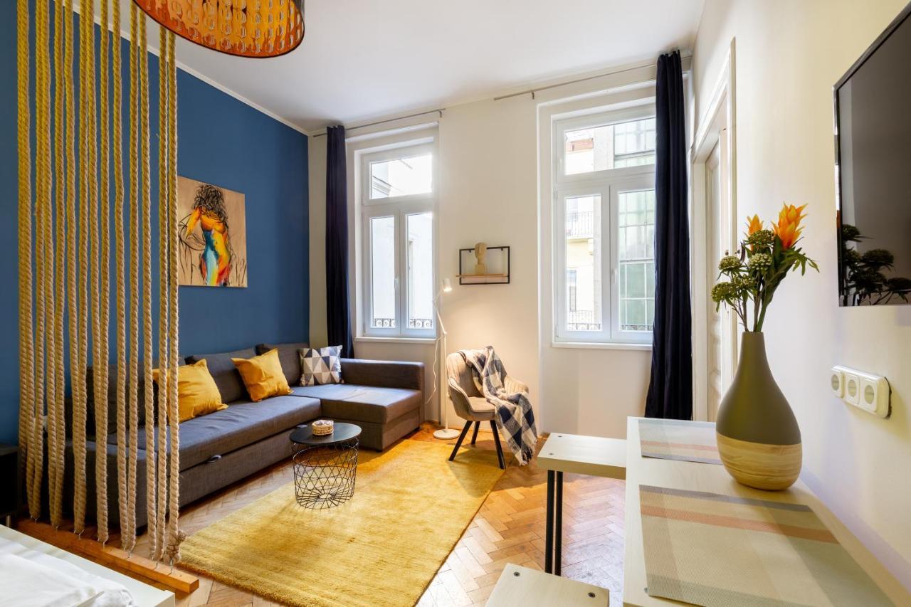 Bien Apartment Budapest Exteriör bild