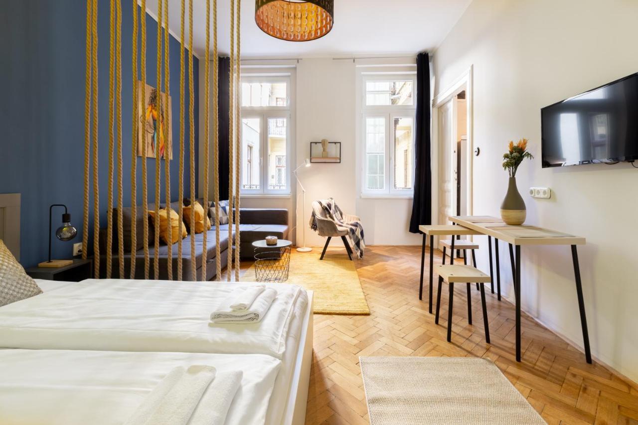 Bien Apartment Budapest Exteriör bild