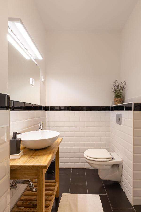 Bien Apartment Budapest Exteriör bild